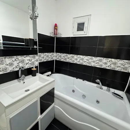 Brazda Escape דירה *